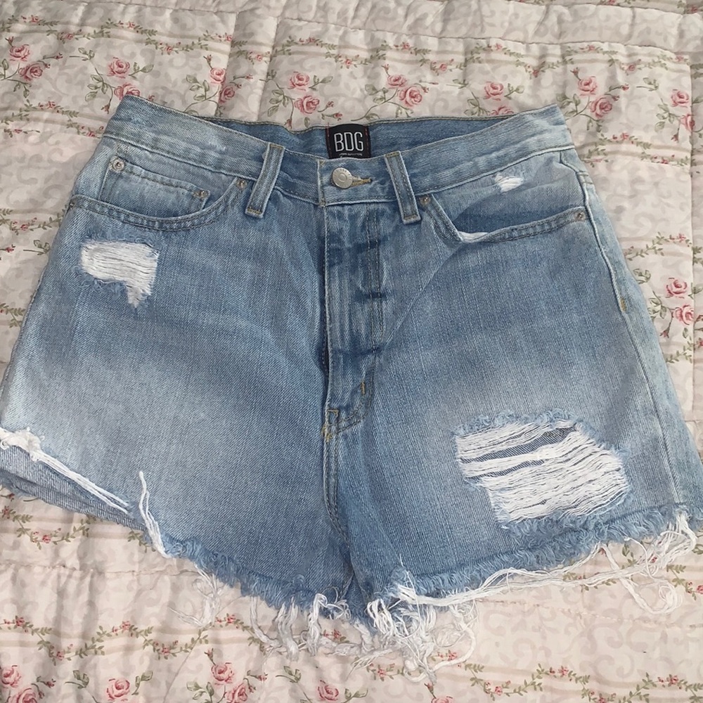 Cute jean shorts